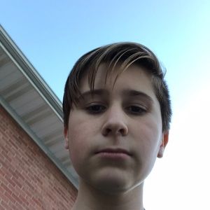 Meet your Posher, Ethan